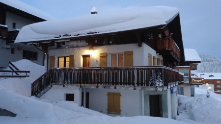 Aussenansicht (Winter)